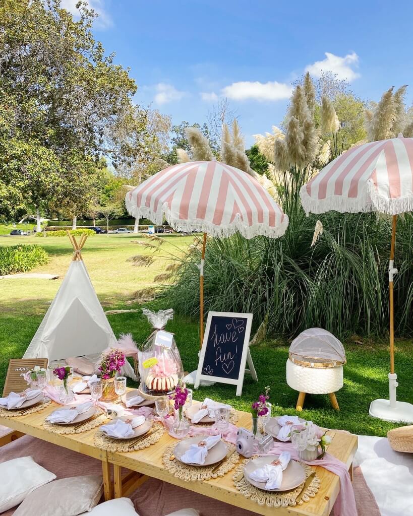 pop-up picnic in Beverly Hills