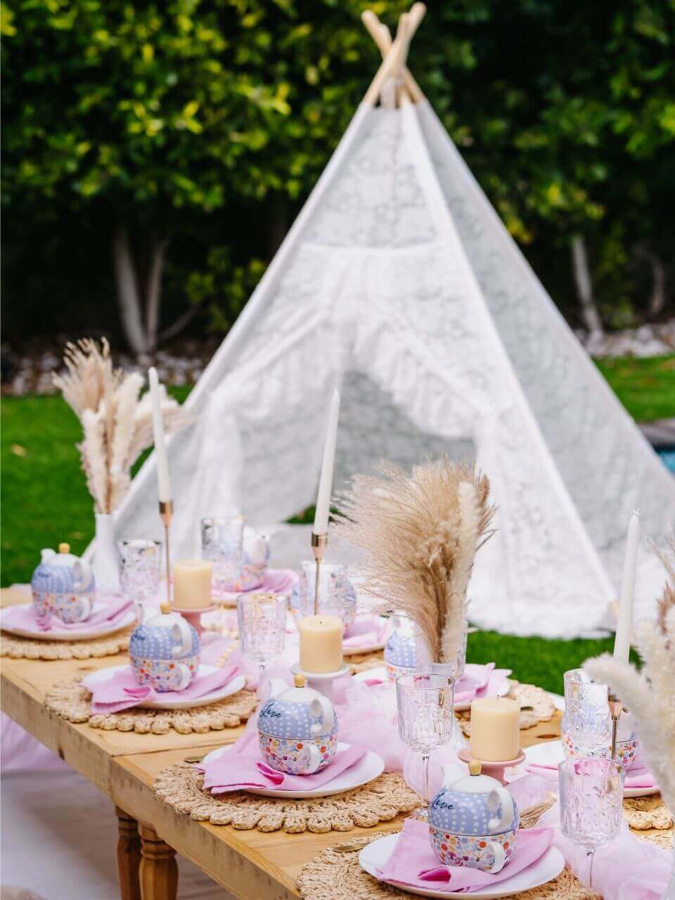 boho picnic experience at backyard in Los Angeles CA