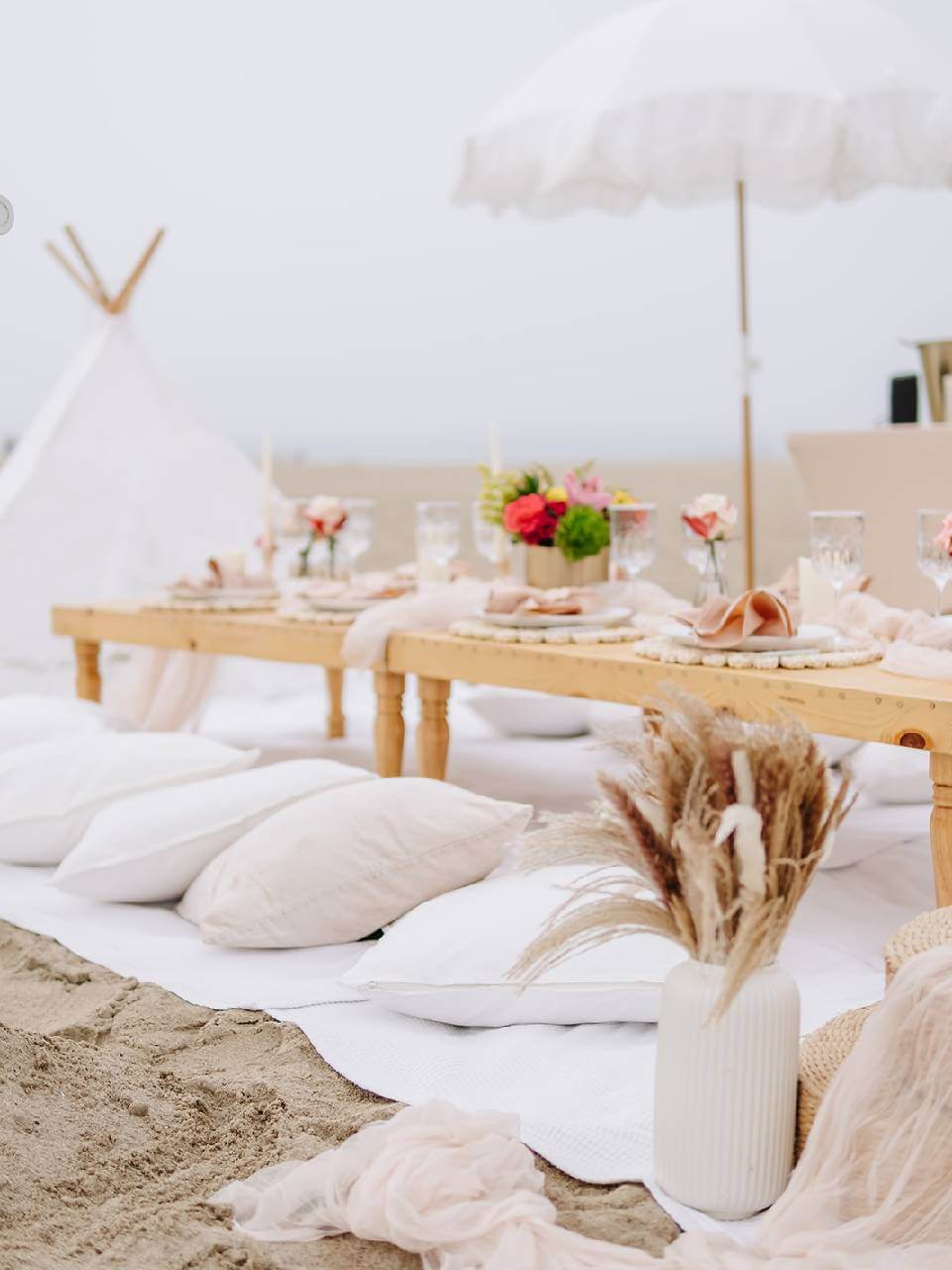 luxury pop up picnic bridal shower in Los Angeles