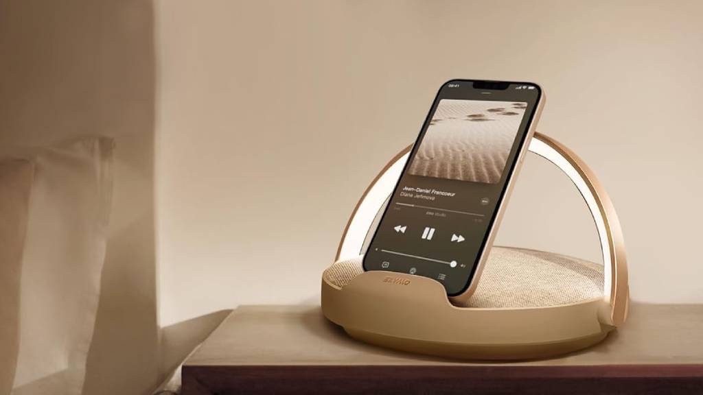 bedside lamp with wireless charger