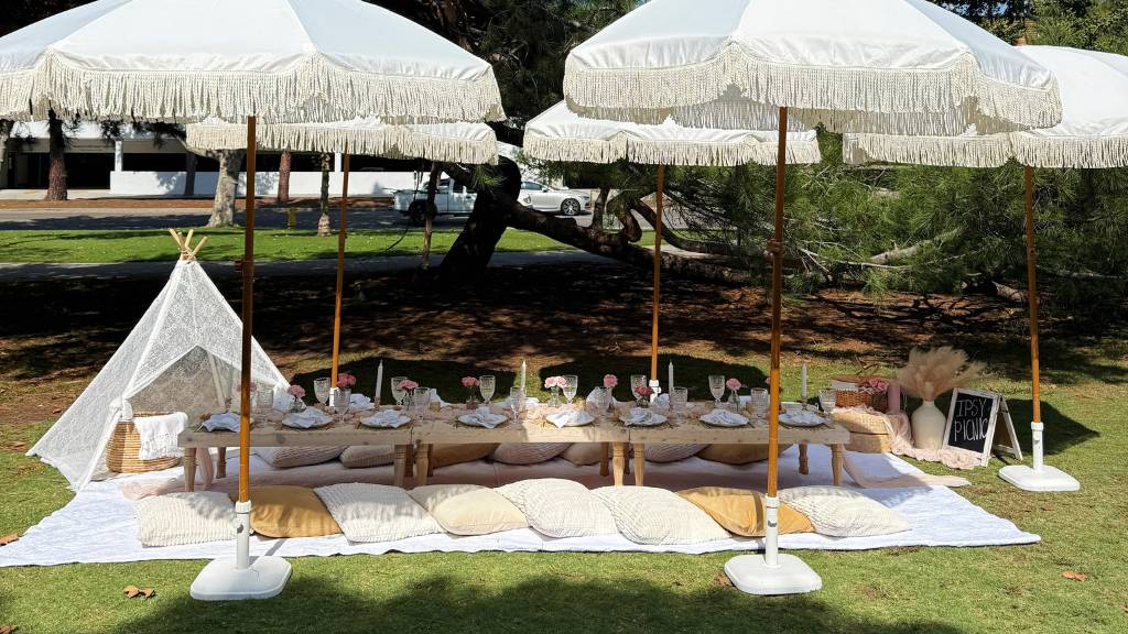 © Picnic Makers - https://picnicmakers.com/ best umbrella base