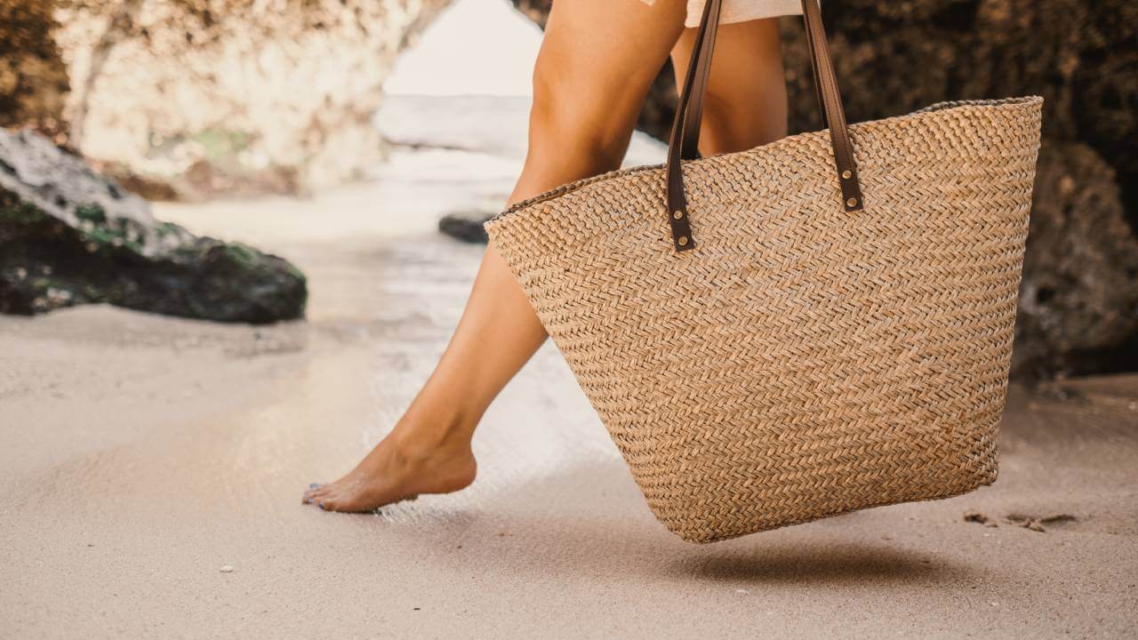 straw beach bags