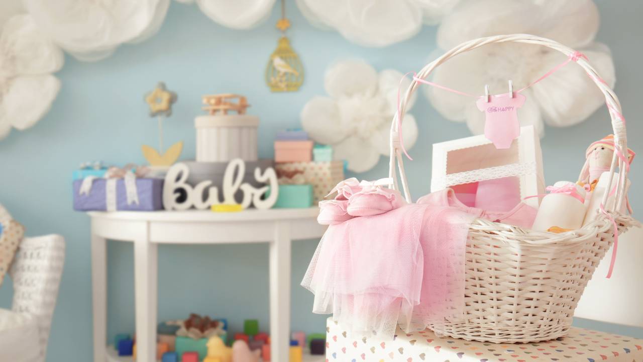 baby shower gift basket