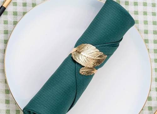 napkin rings with leaves