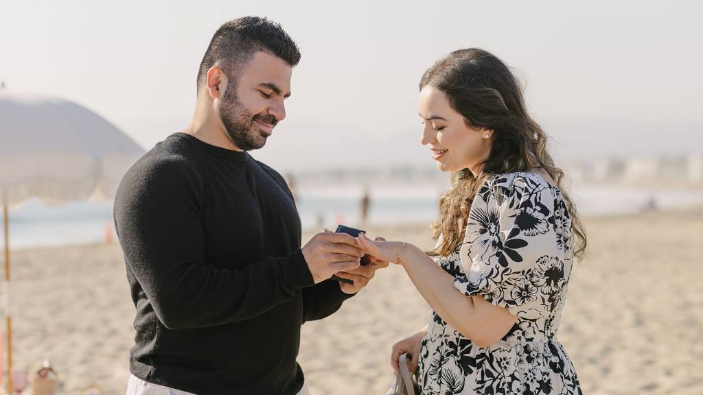 ring exchange in beach