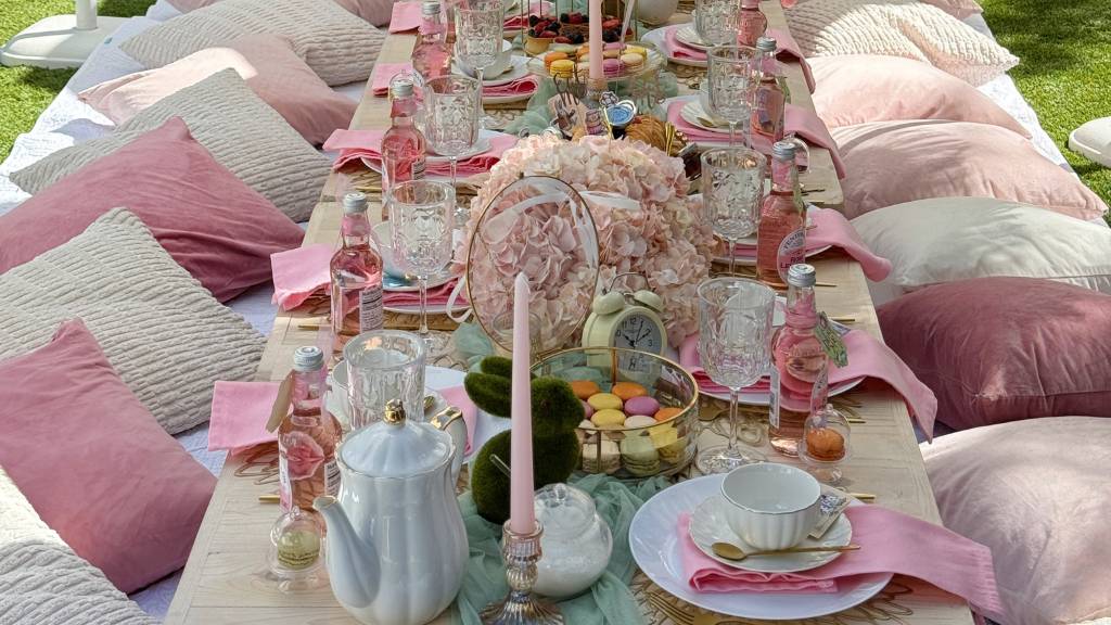 enchanted sweet 16 picnic table