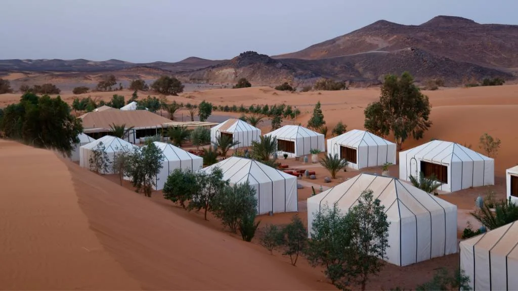 sisters’ desert retreat