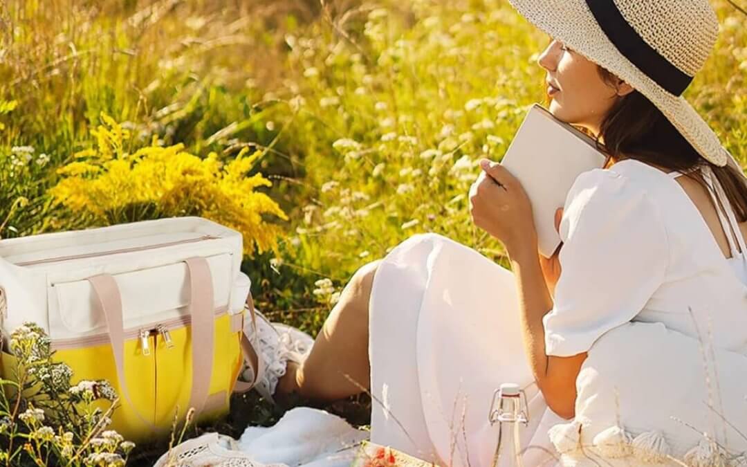 Insulated Tote Bags: 5 Stylish Totes that Stay Cool