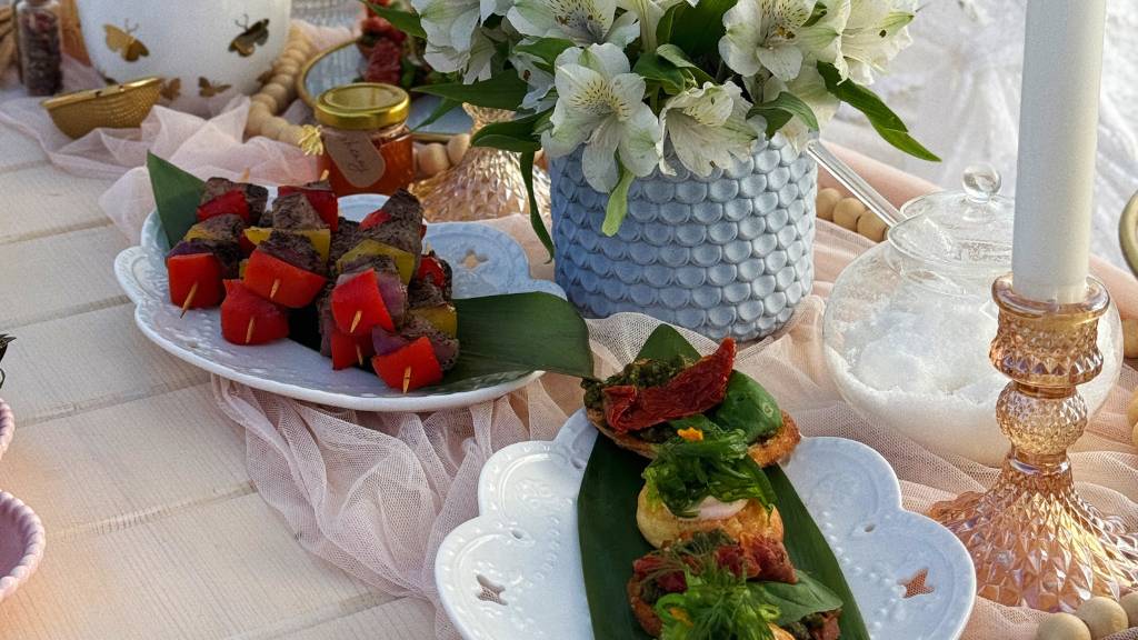 birthday picnic food spread