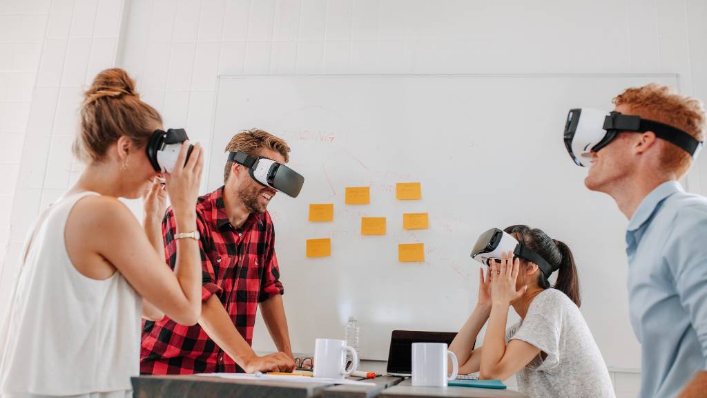 virtual reality team task