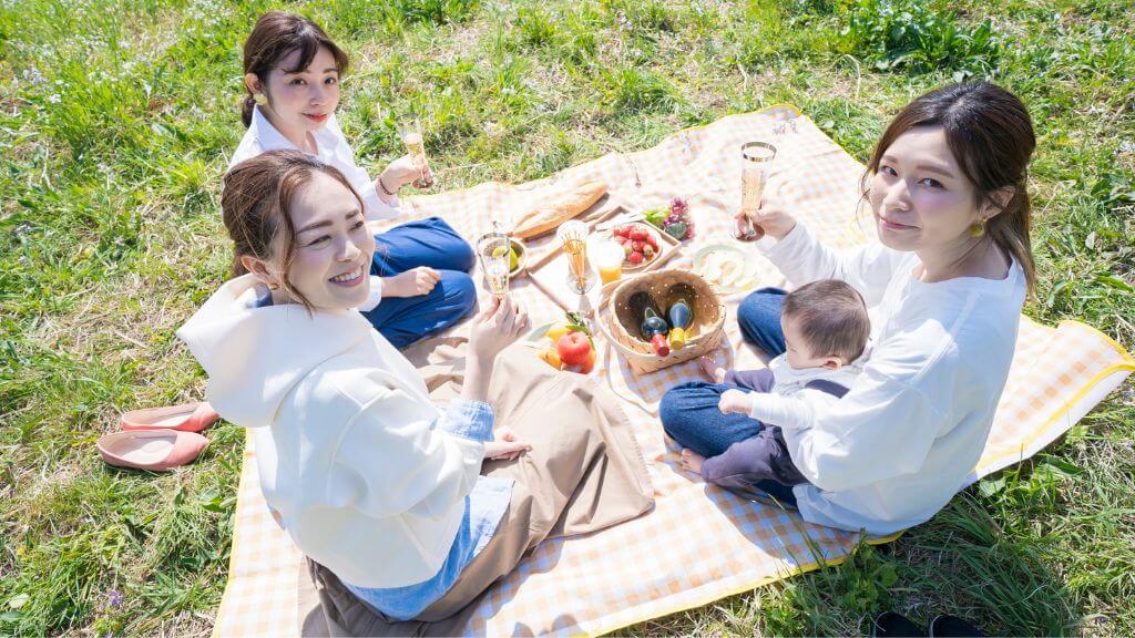 ideal size for picnic blankets