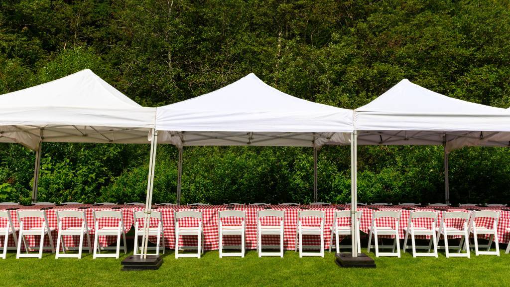 10x30 party tent with red checkered tables