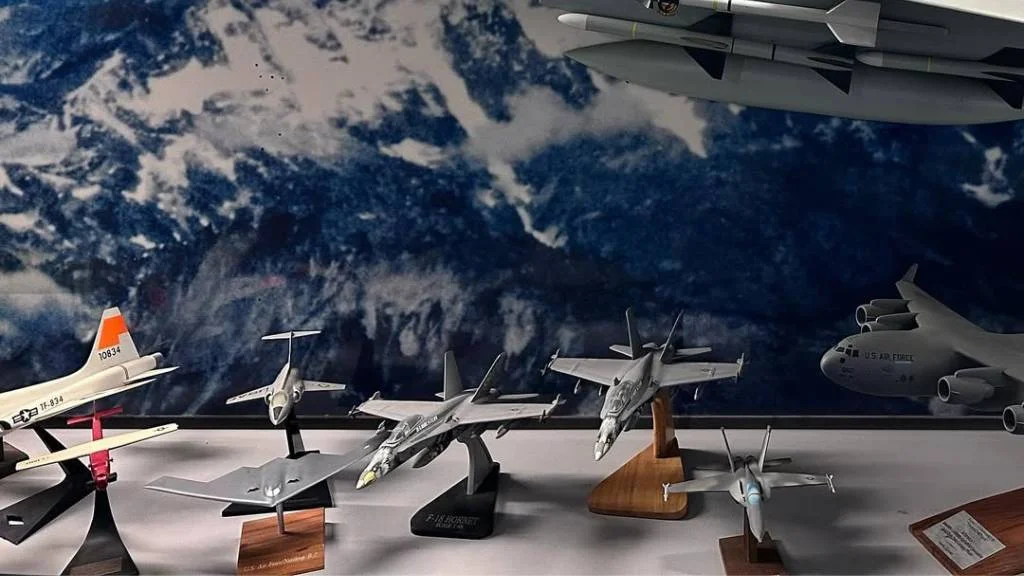 aircraft models in a leading aerospace museum in la