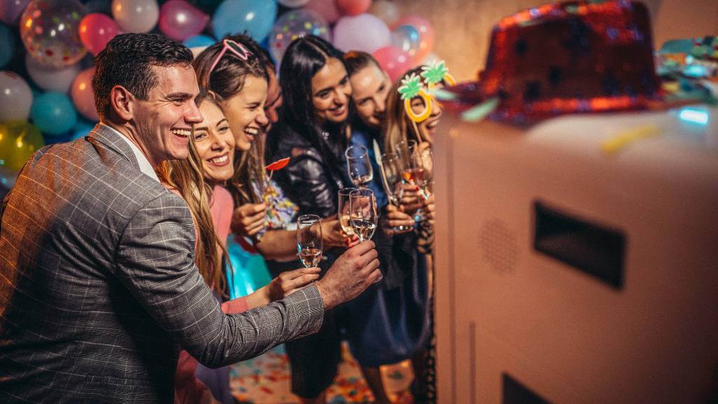 bachelorette group playing party games