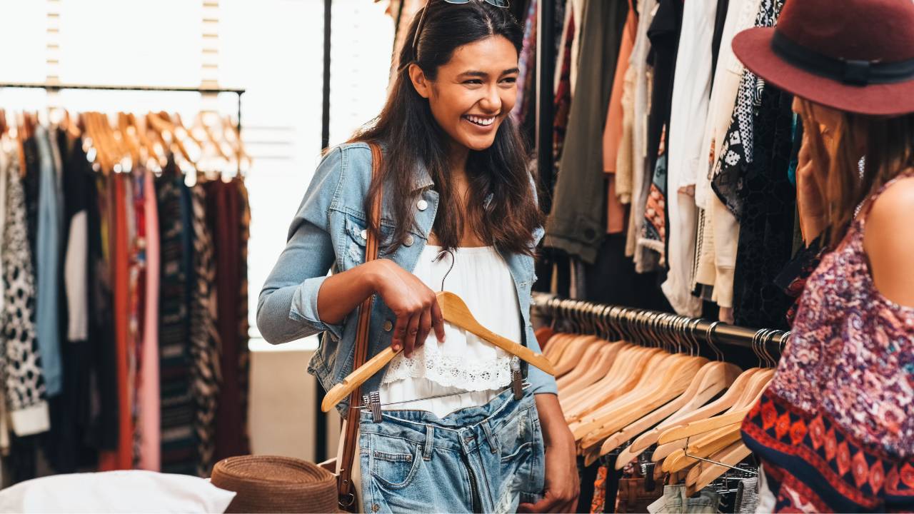 boutique shopping activity