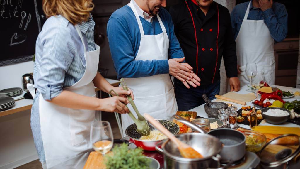couples cooking class experience
