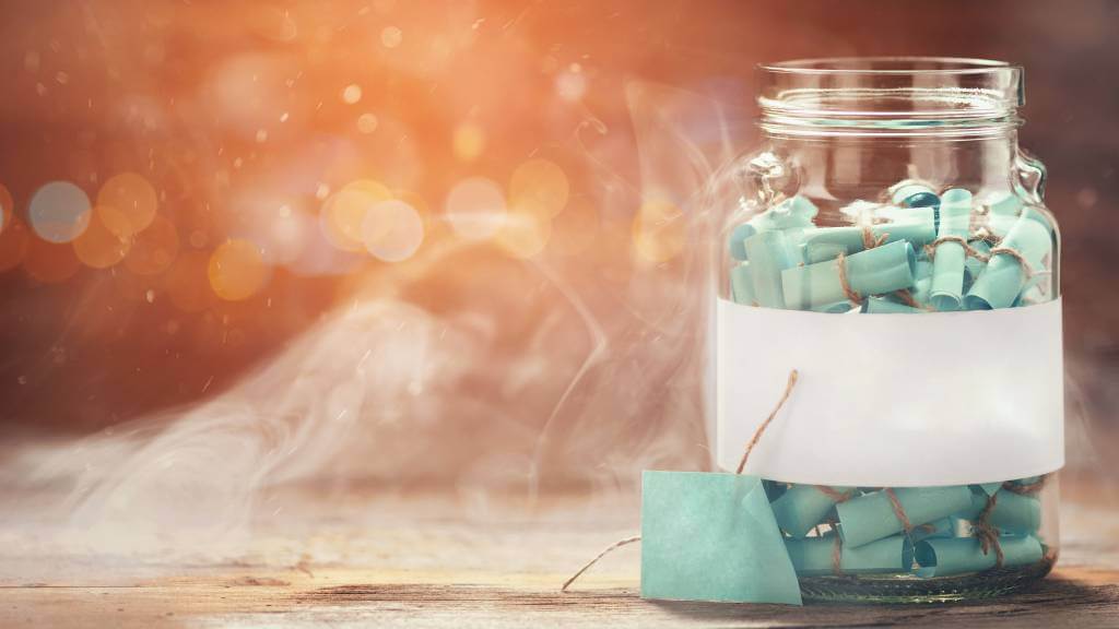 memory jar for sentimental bachelorette game