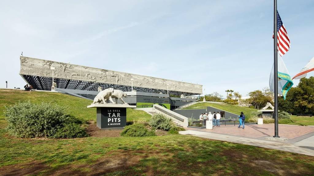 outdoor view of a famous museum in la