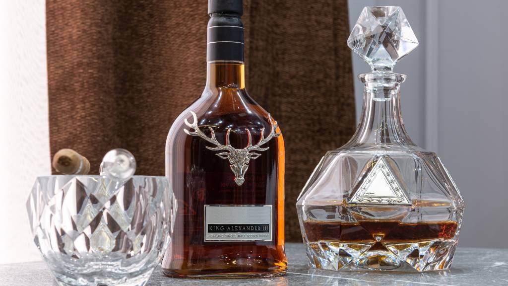 luxury whiskey set