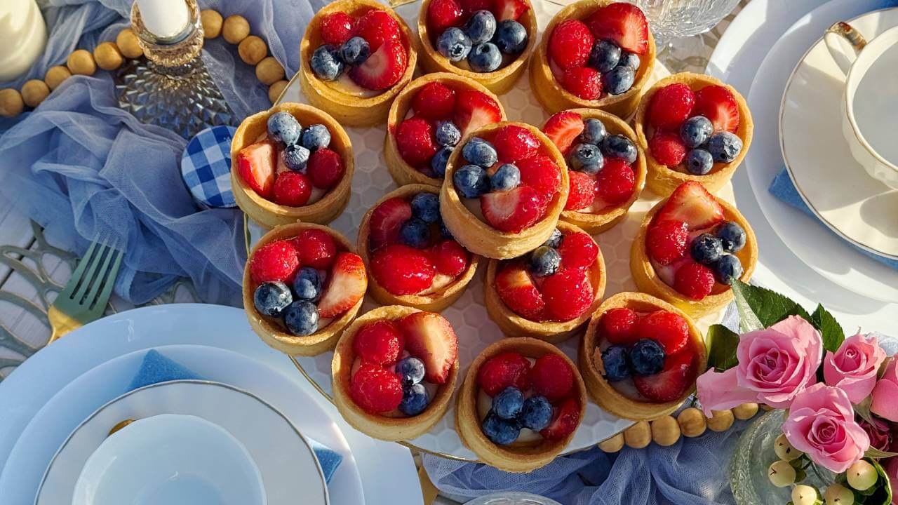 berry fruit salad bites