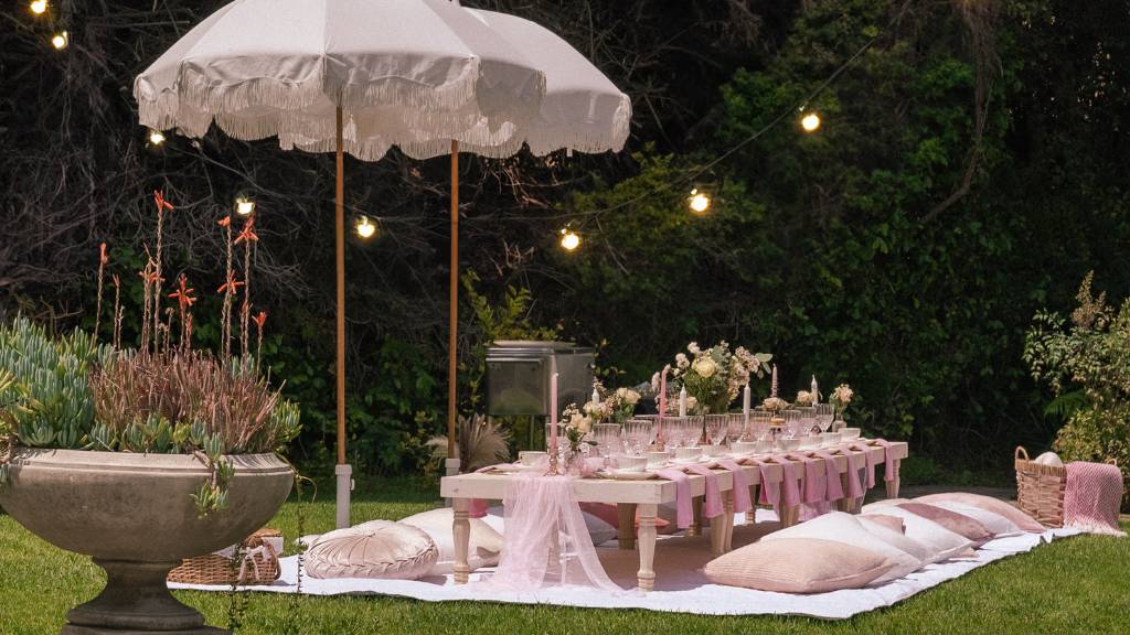 boho garden wedding picnic