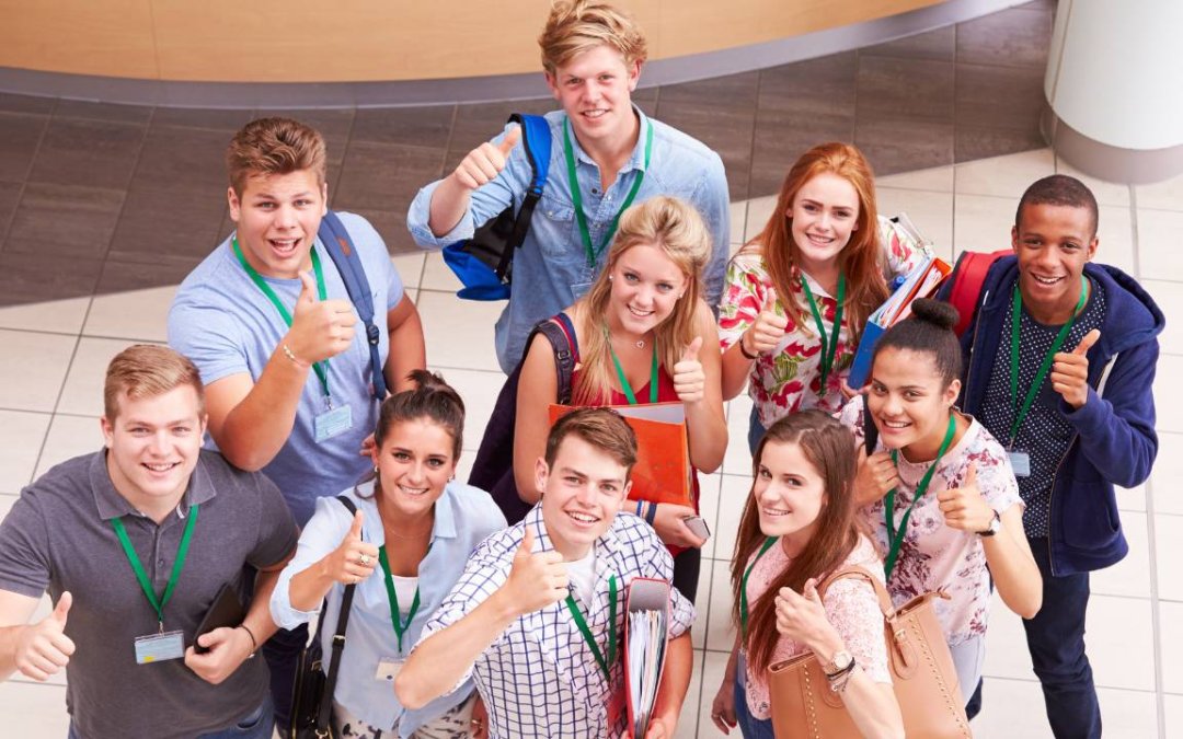 The Ultimate Guide to Throwing the Perfect College Party