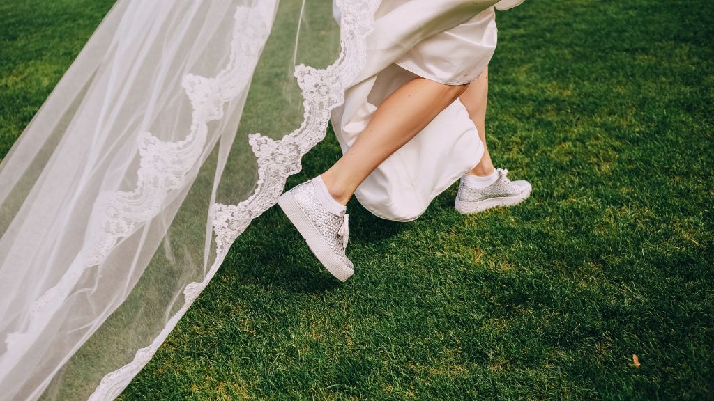 bride sneakers and veil