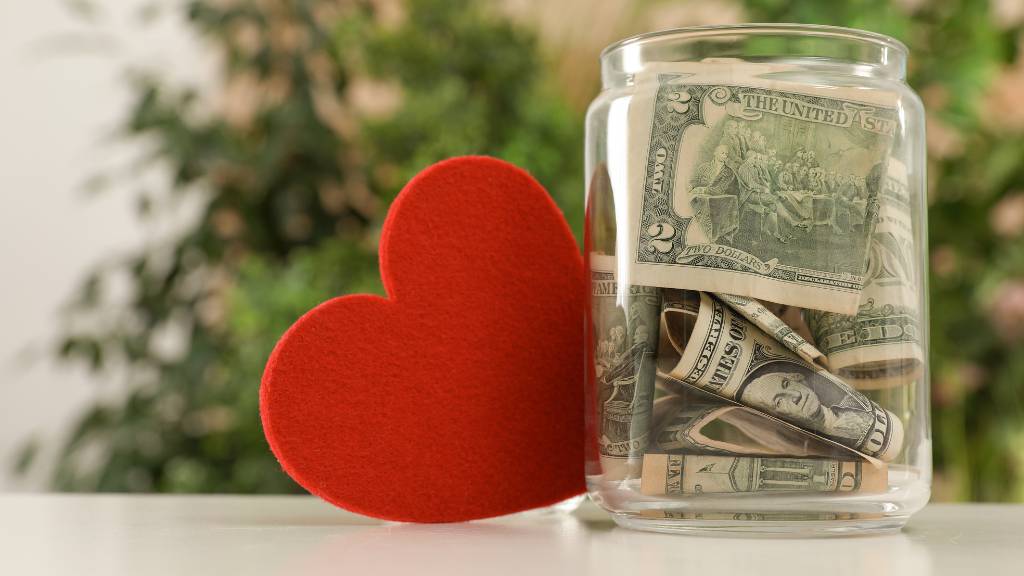 mason jar money gift with heart