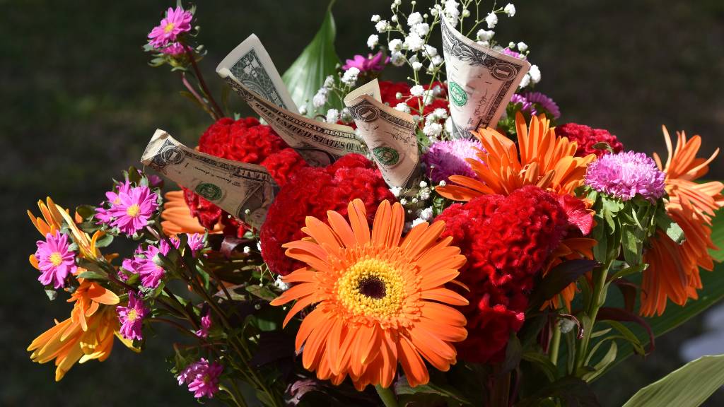 money bouquet with colorful flowers