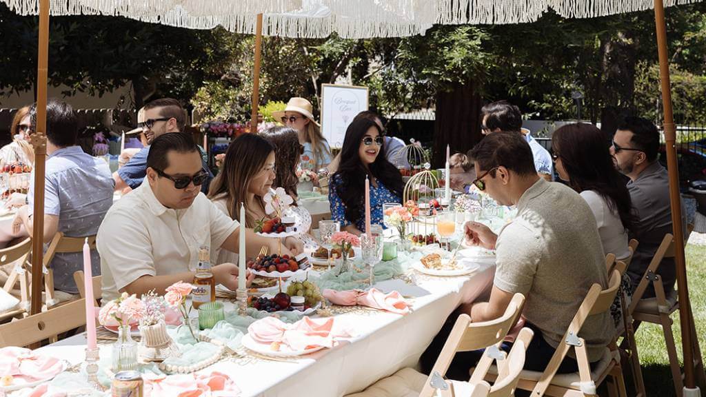 garden party long table