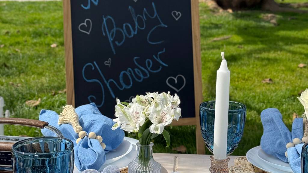 baby shower chalkboard sign