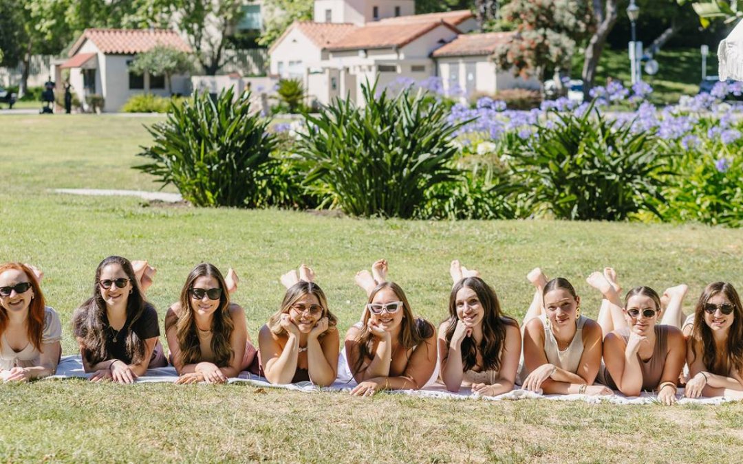 Guide to Galentine’s Day Meaning and Traditions